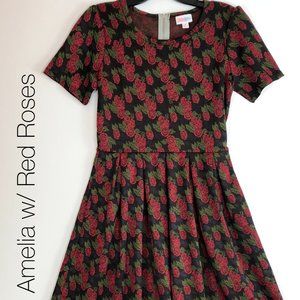 LuLaRoe S Amelia Red Roses NWT
